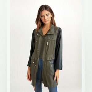 Betsy Johnson hooded parka -faux leather sleeves